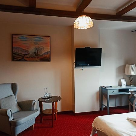 Hotel Restauracja Jas Wedrowniczek Rymanów Εξωτερικό φωτογραφία