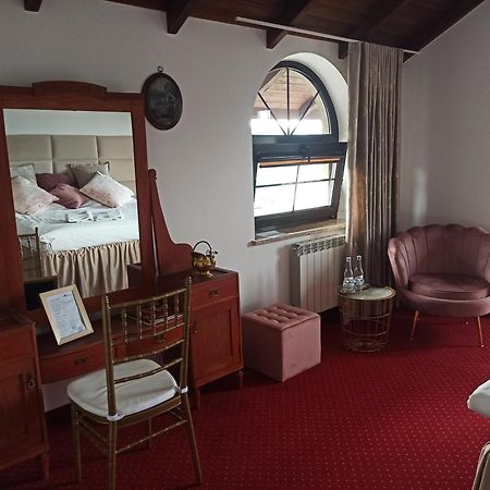 Hotel Restauracja Jas Wedrowniczek Rymanów Εξωτερικό φωτογραφία
