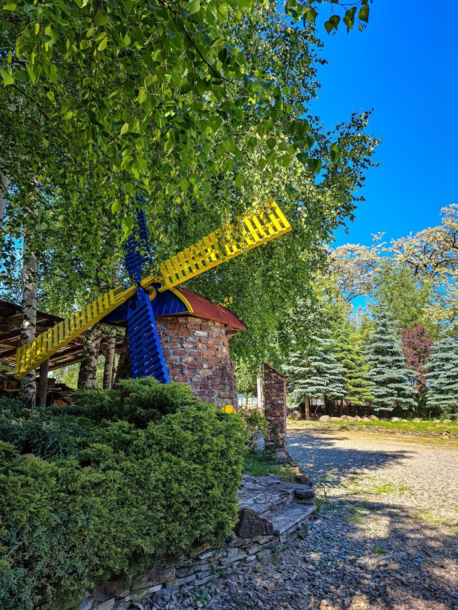 Hotel Restauracja Jas Wedrowniczek Rymanów Εξωτερικό φωτογραφία