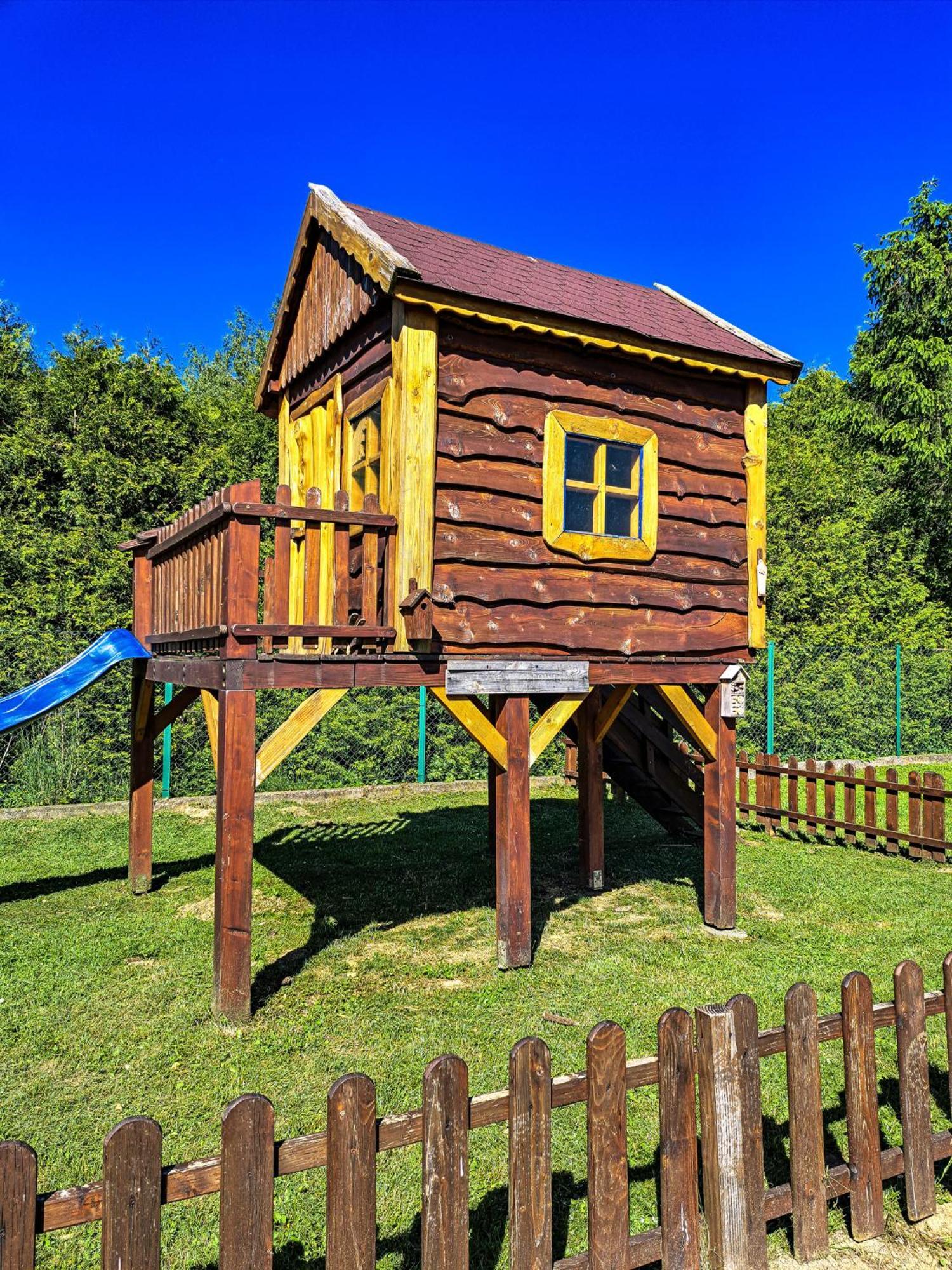 Hotel Restauracja Jas Wedrowniczek Rymanów Εξωτερικό φωτογραφία